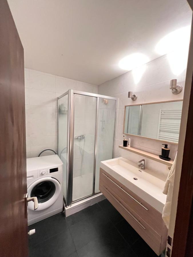 Sarhan Two-Room Apartment Brussels Exterior photo